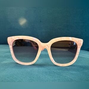 Stylish Pink Marble Sunglasses